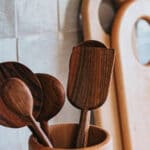 How to clean wooden spoons