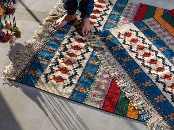 how to get smell out of carpets